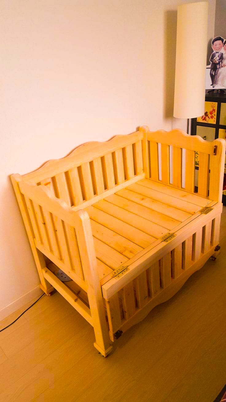 Cuna plegable adaptable a cama de mamá
