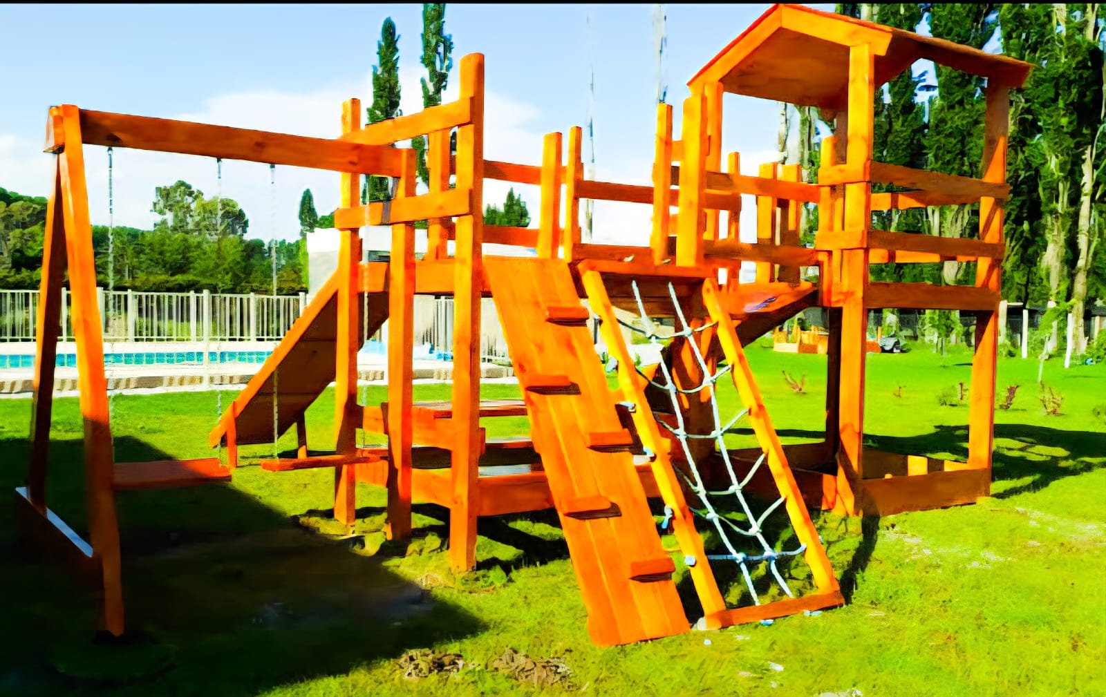 Avión de madera para juegos